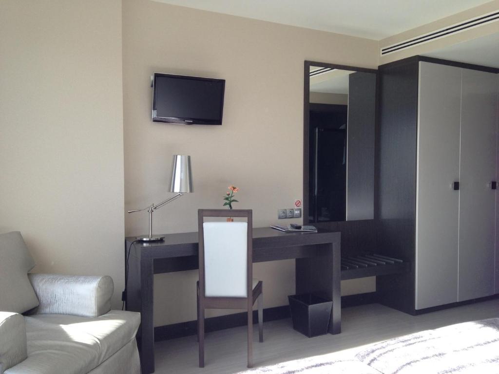 Hotel Adelma Hoznayo Room photo